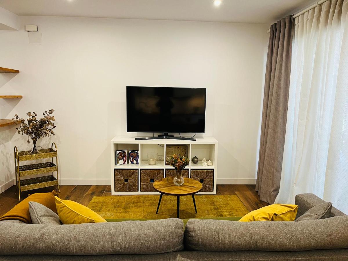 Petit Apartment Los Remedios セビリア エクステリア 写真