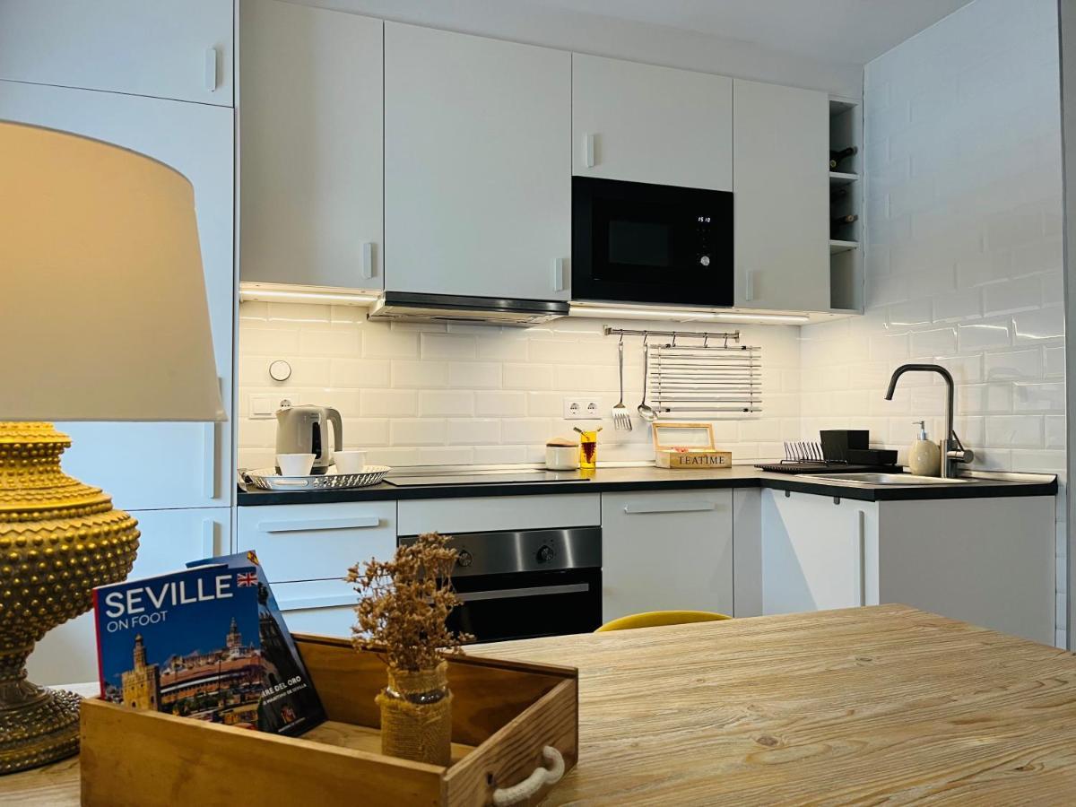 Petit Apartment Los Remedios セビリア エクステリア 写真
